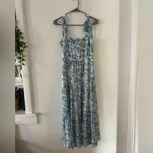 LIKE NEW blue and white floral midi dress